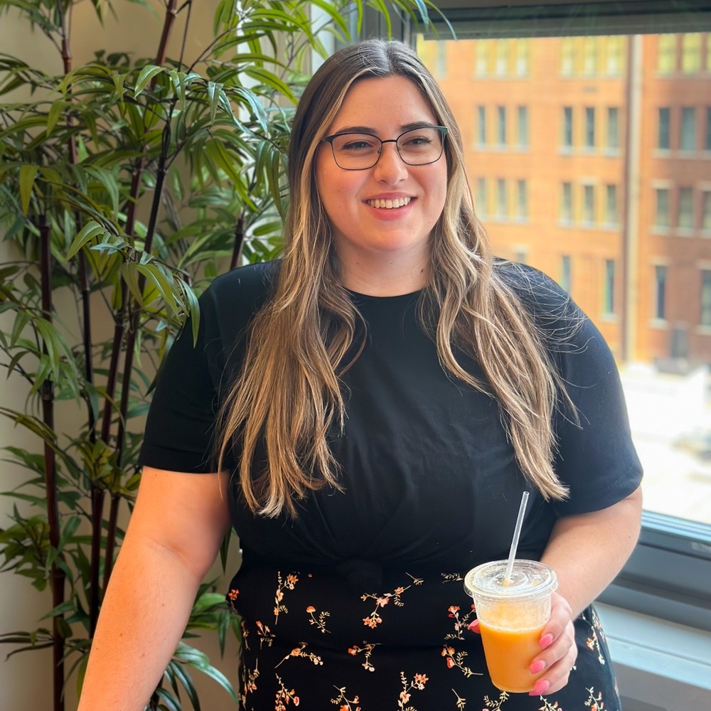 Meet your Posher, Olivia